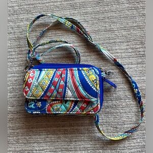 Vera Bradley Crossbody Wallet Organizer (6x4 Inches) Hands Free Travel